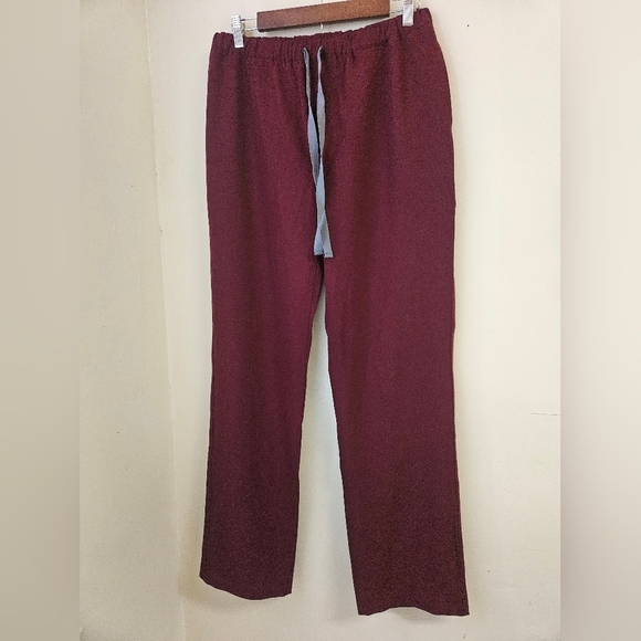 Figs- Scrubs Pants Men' S Burgundy with Elastic Waistband and Relaxed Fit - Picture 1 of 8